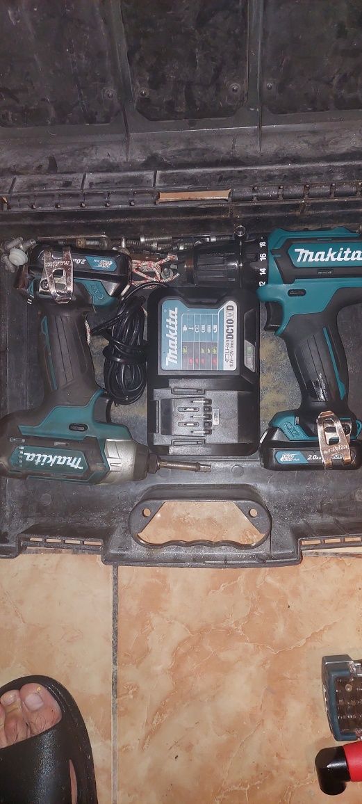 Set Makita 12v 2ah