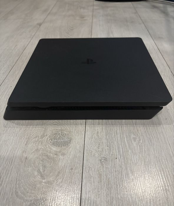 PlayStation 4 slim 500gb