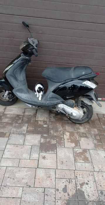 Vând scuter piaggio
