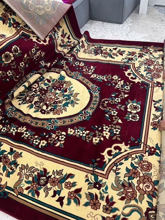 Ковер 3х4 в хорошем состоянии