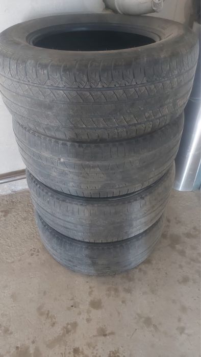 Автошина R18