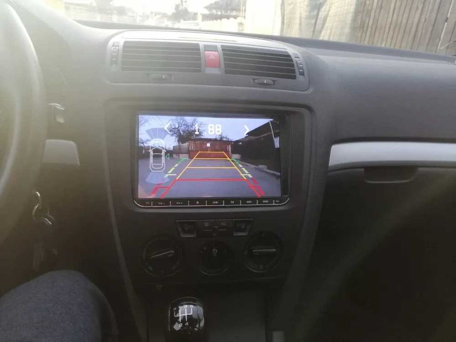Navigatie VW Golf 5, 6, Passat B6 ,B7, 1+32GB, 1.5Ghz, CarPlay, 9″ IPS