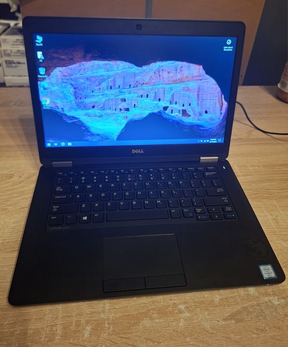 Laptop Dell Latitude E5470 i7-6280HQ,14GB DDR4,SSD M.2 128GB,Win 10Pro