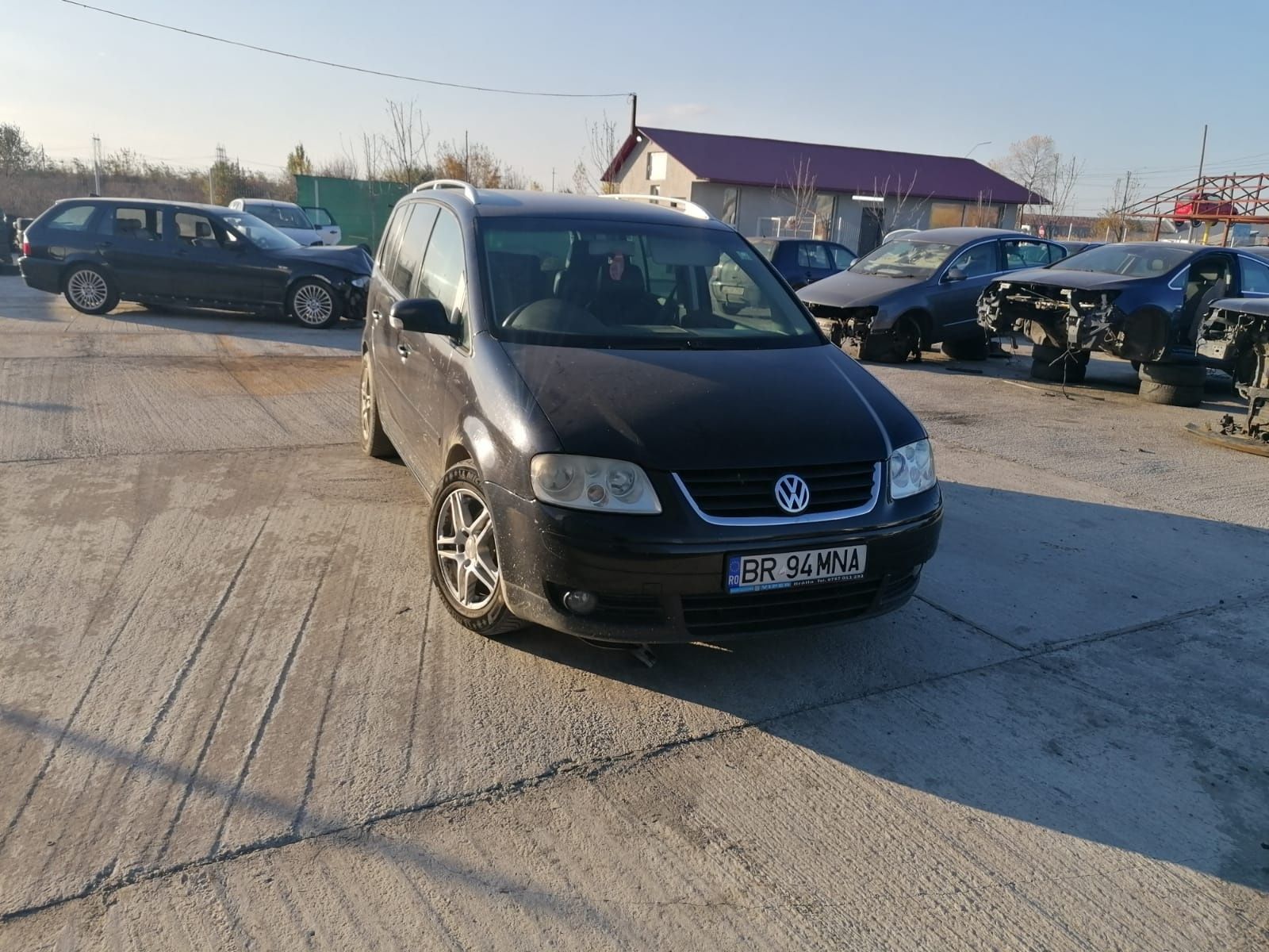 Dezmembrez vw touran