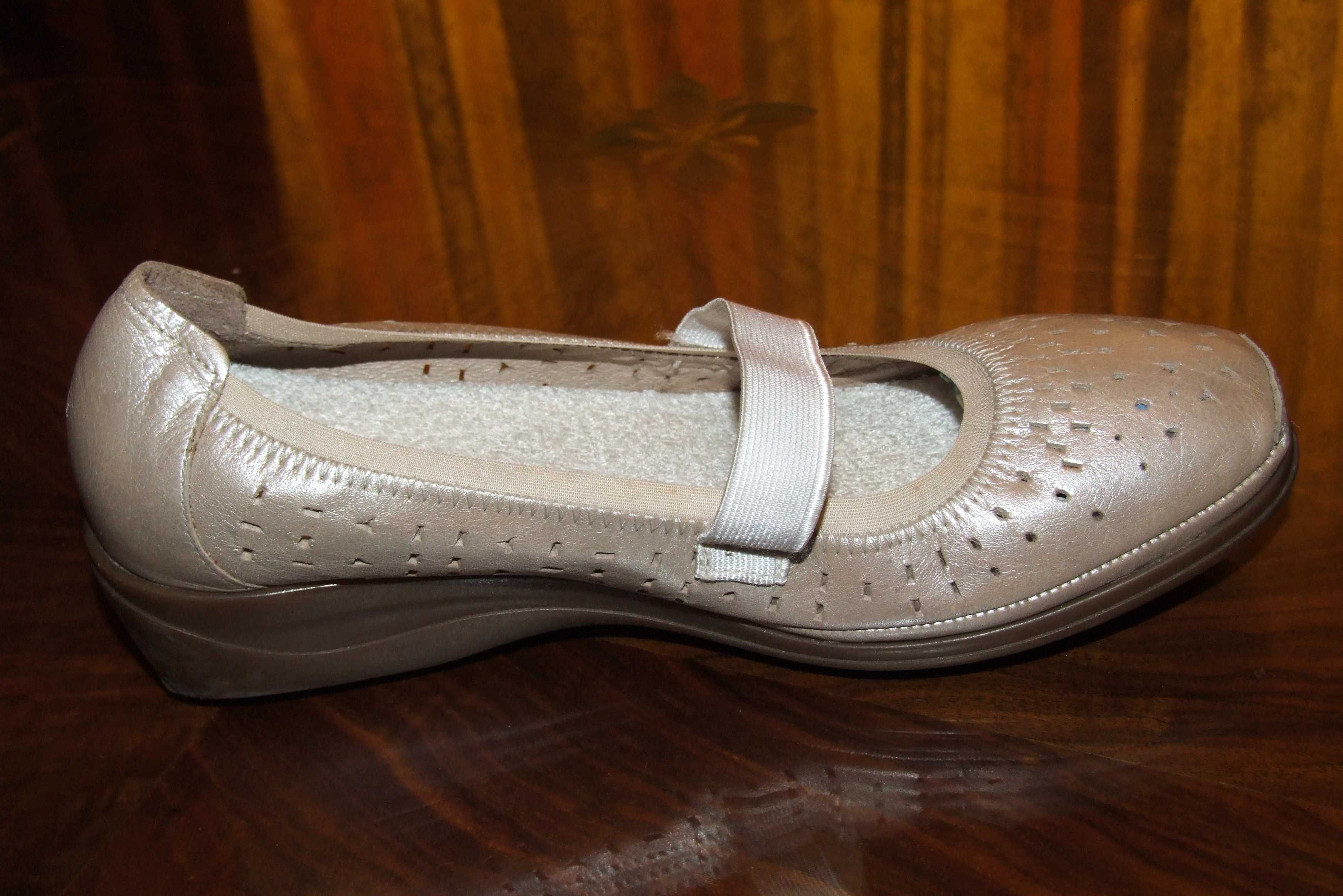 Balerini, pantofi de dama mas. 41, VIANA (Spania), foarte comozi, NOI