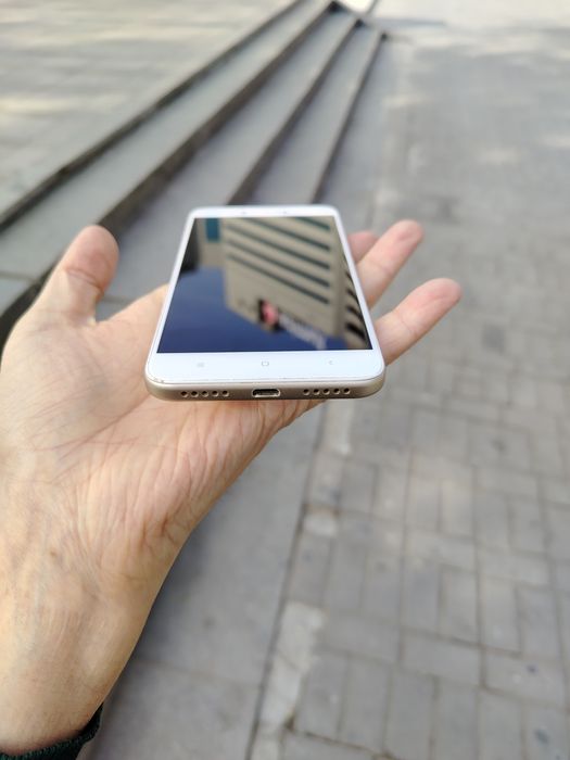 Redmi 4x 32 sotiladi qichu sastayanasi Qichu