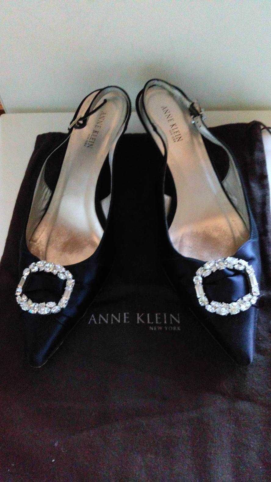 Елегантни обувки Anne Klein, 38.5, сатен, кожа и декорация Сваровски