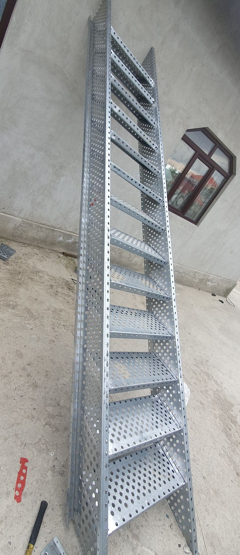 Scari zincate 80x27cm -12 trp