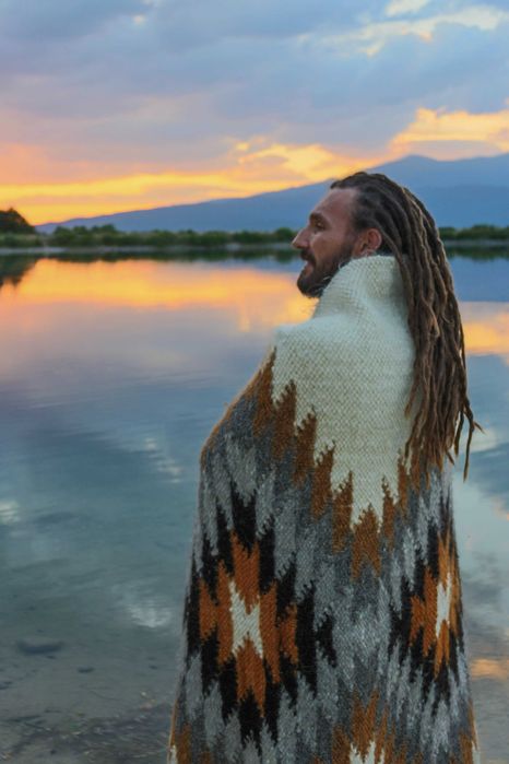 Ръчно тъкани килими.