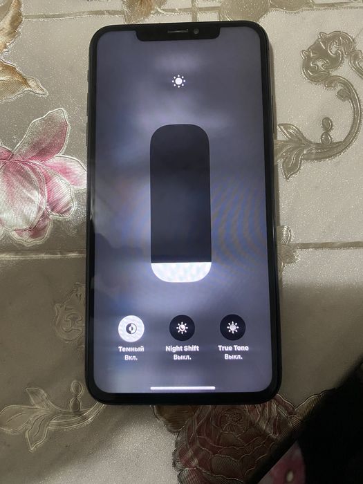 Iphone xs max.