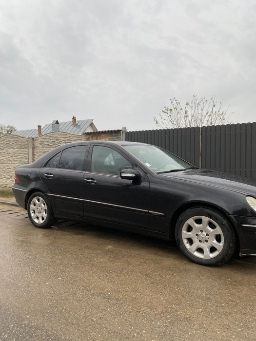 Vand sau schimb Mercedes C200 CDI, 2007