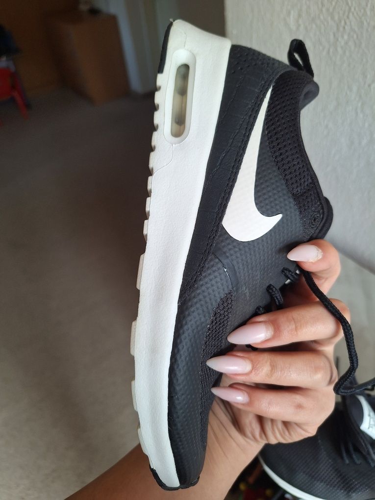 Nike air max thea
