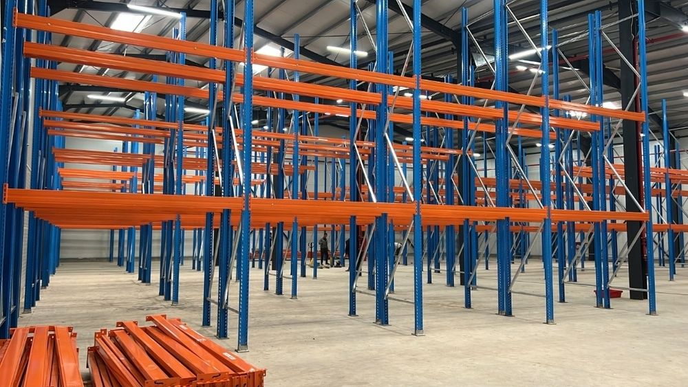 Rafturi metalice industriale depozitare paleti industriale 21x77