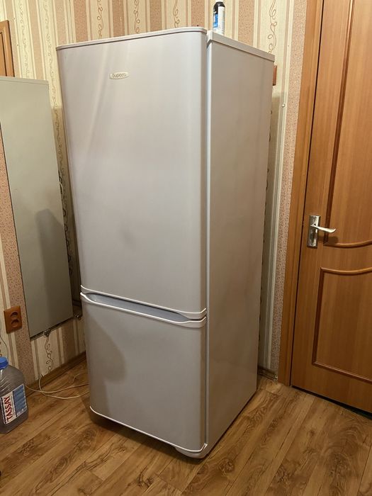 Срочно продам холодильник