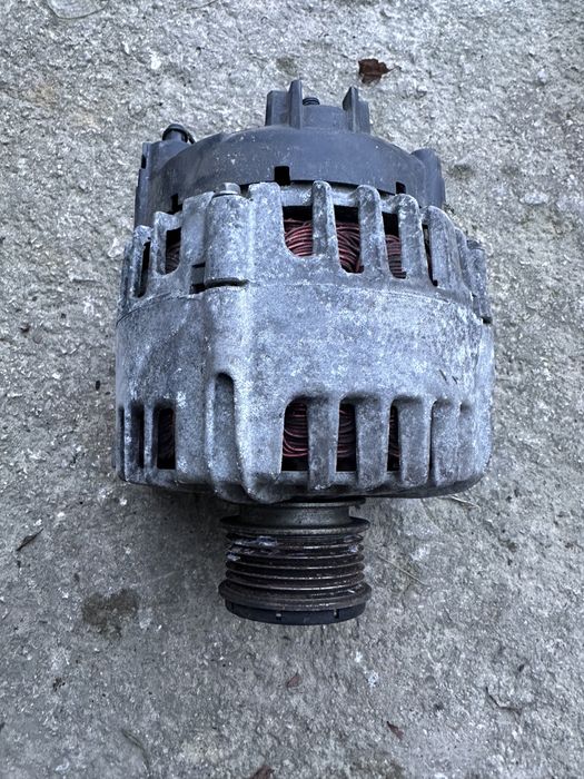 Динамо/Алтернатор VW Passat B6 2.0TDI 2010G