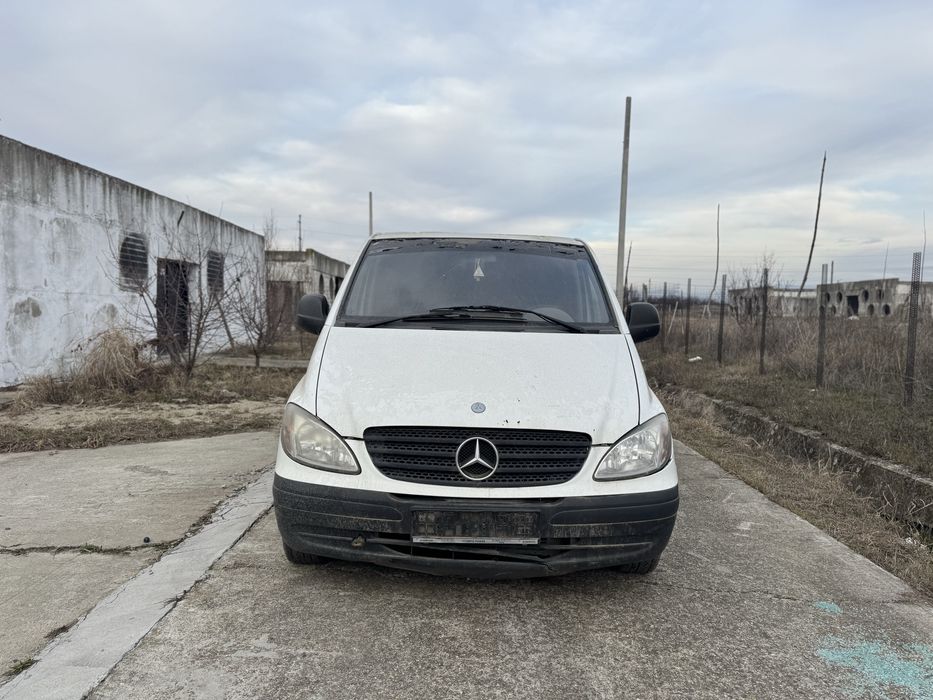 Dezmembrez Mercedes Vito w639