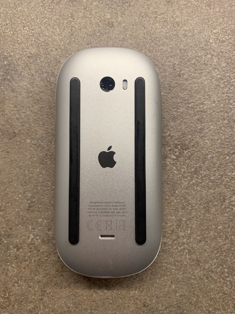 Set periferice Apple (mouse + tastatura)