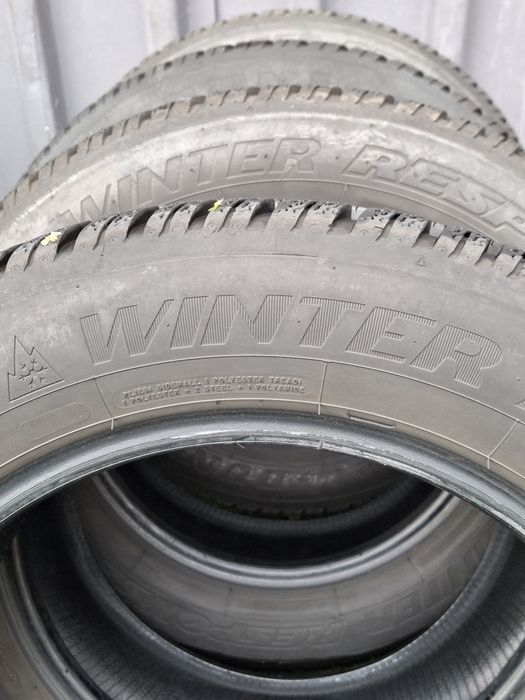 Patru anvelope de iarnă DUNLOP 185 /60 R15