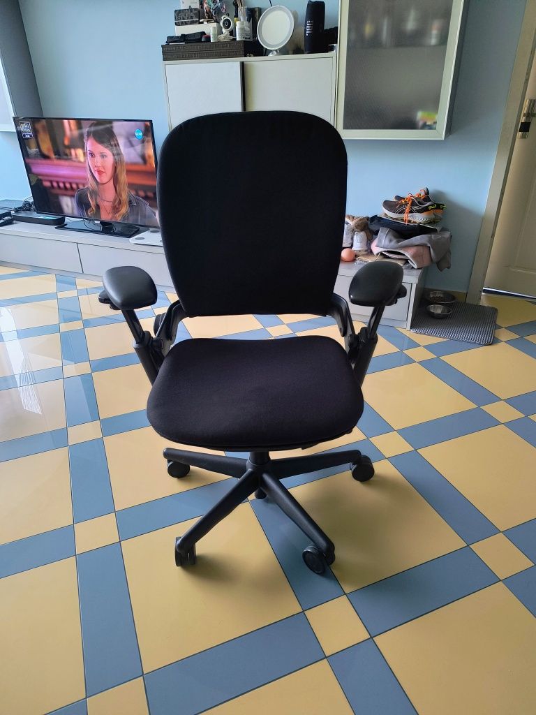 Steelcase Leap V1 Chair, Fully Loaded Black (ергономичен офис стол)