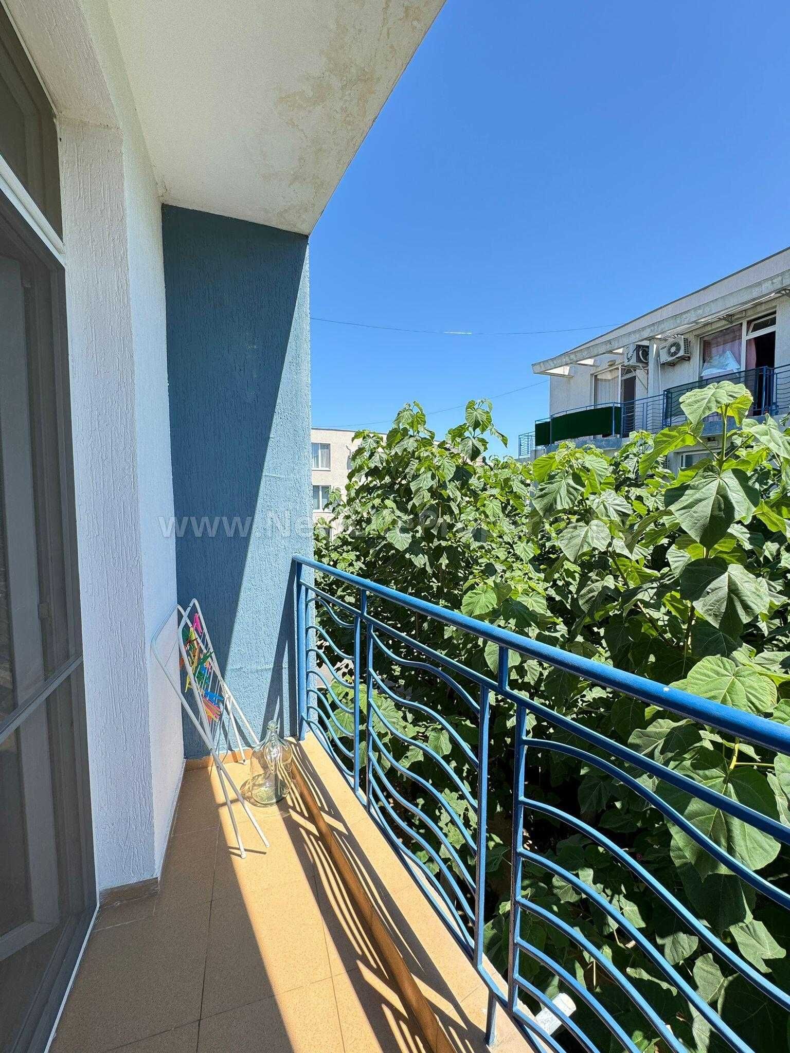 Тристаен апартамент в комплекс Sunny Day 3, Слънчев Бряг