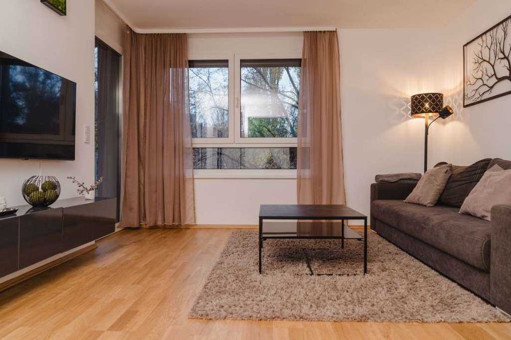 Дава се под наем Двустаен апартамент в София, Зона Б-5 - 67 кв.м за 663 € - Снимка #1