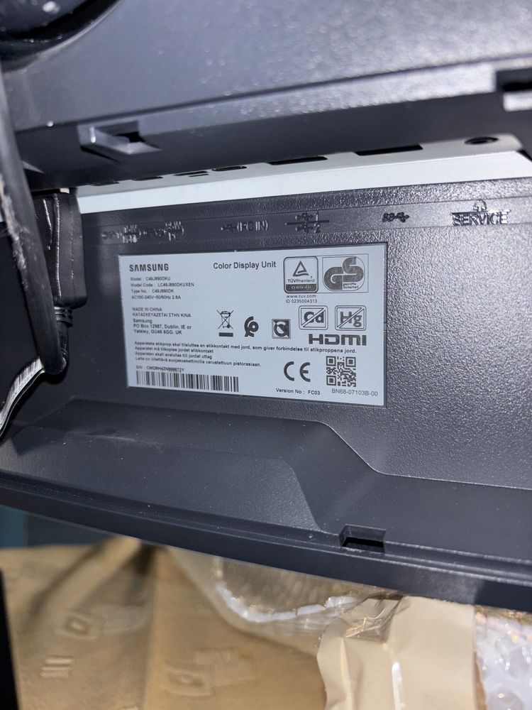 Samsung Monitor NOU! Curbat 4k 144hz