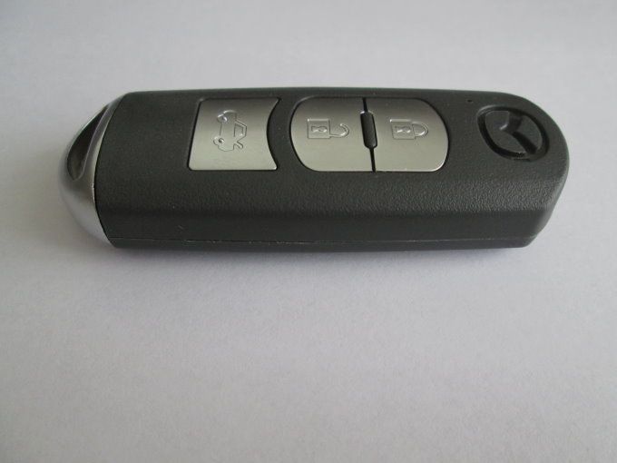 Смарт ключ за Mazda (Mitsubishi System/SKE13E-01) комплект!