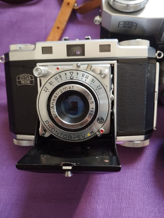 Aparate foto Praktica PL nova si Zeiss Ikon