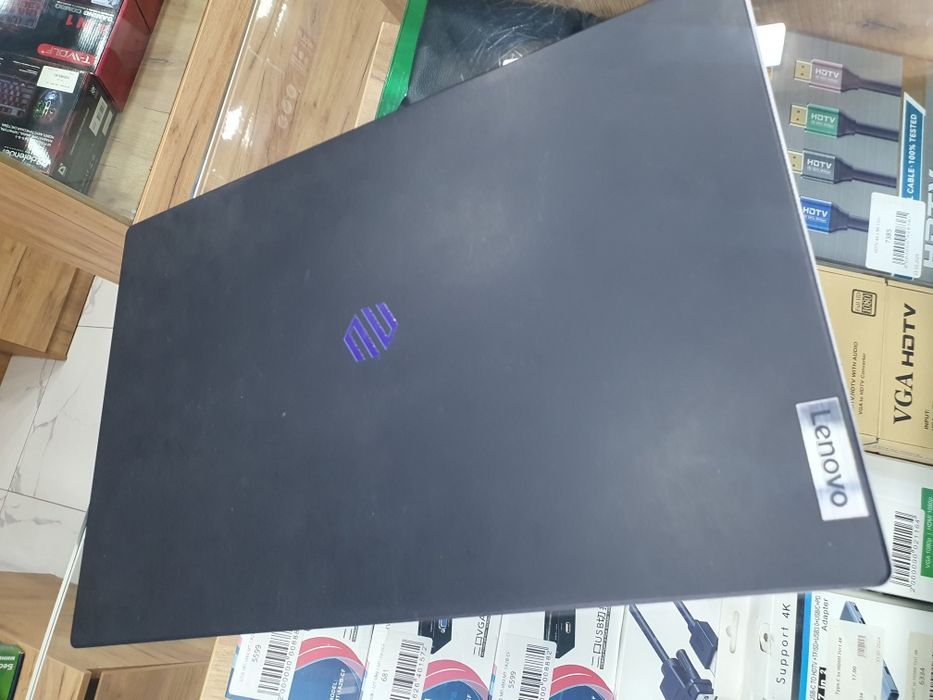 Ноутбук LENOVO i3 12-пок,12гб ддр4,256гб ссд nvme