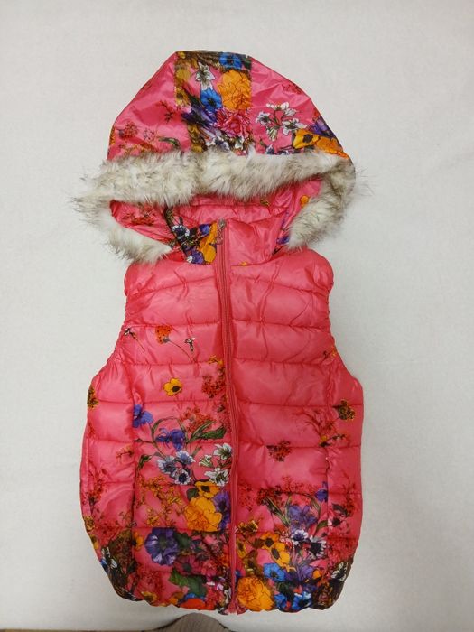 Vând vestă ptr.damă