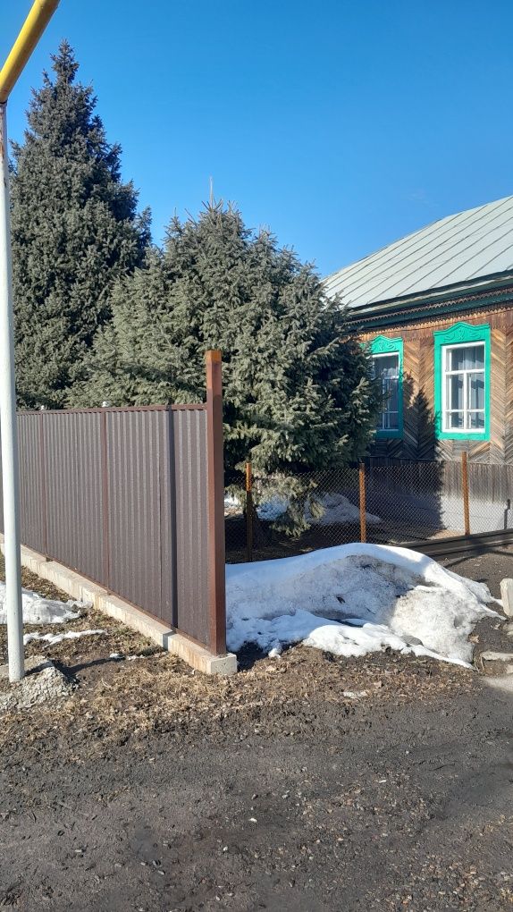 Дом, Турген, Достык 121