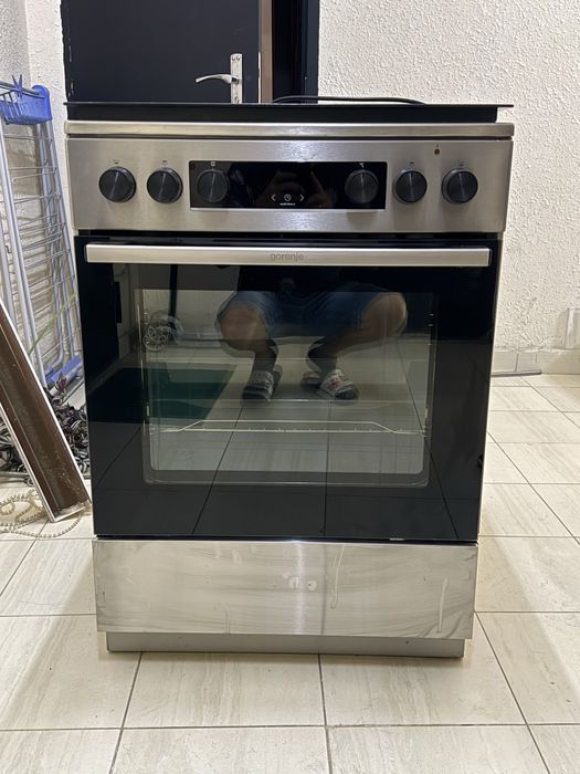 Продам газ.плиту GORENYE б\у