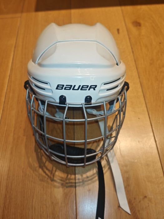 Casca Bauer patine echipament hockey