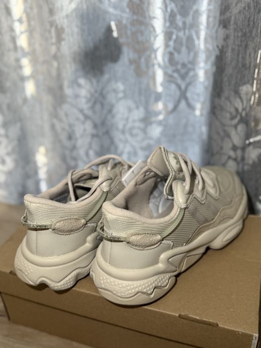 Adidas Originals OZWEEGO