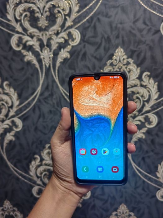 Redmi 4x samsung A30 sotiladi