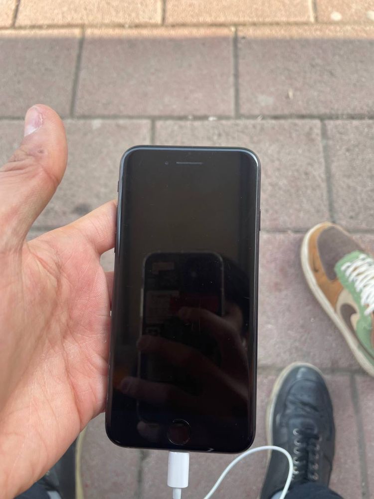 Iphone 7 sotiladi 128tali OBMEN IPHONE X XS GA