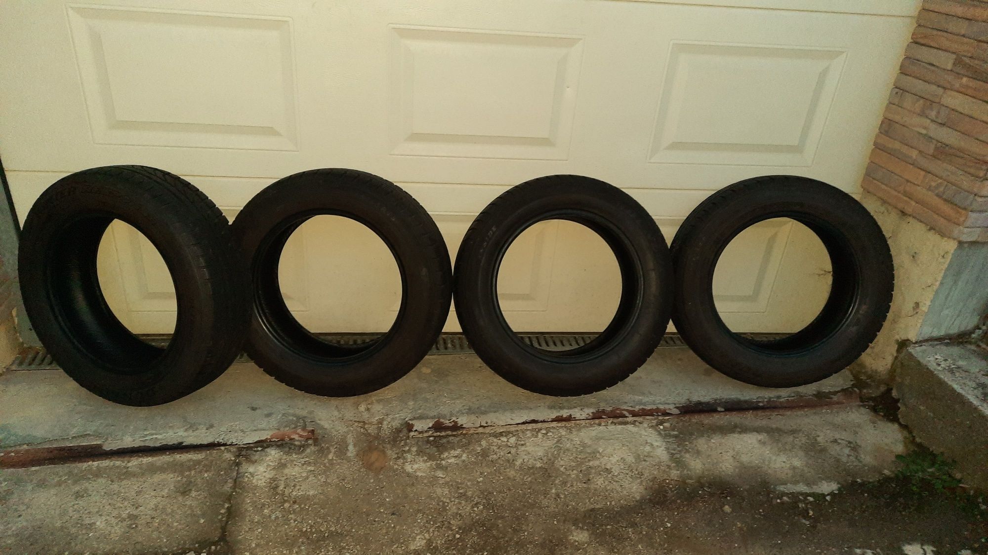 Зимни гуми sp winter  response dunlop 175/65R/15,M+S