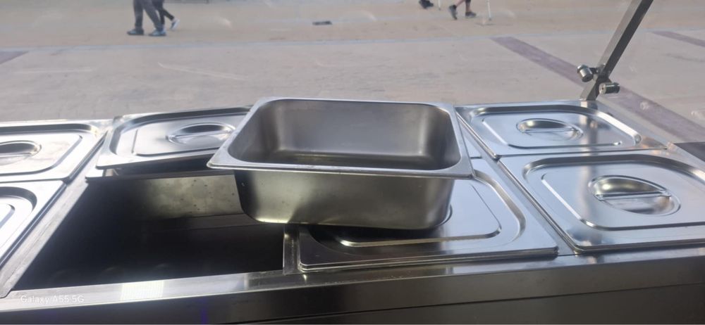 Топла витрина с нагревател