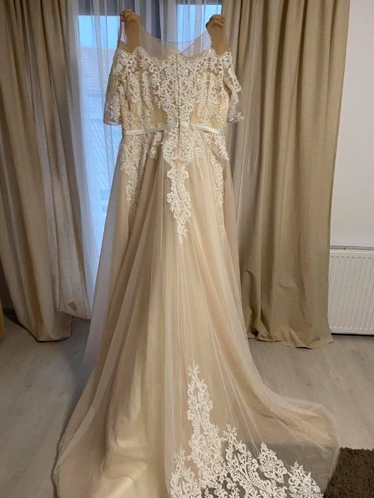 Vand rochie de mireasa noua-nepurtata,Shelby- marca Wedding Atelier