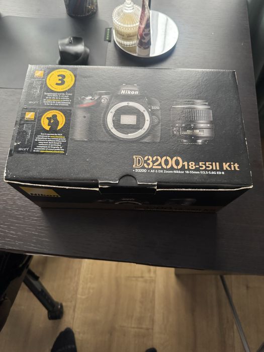 Nikon D3200 oviectiv 18-55mm
