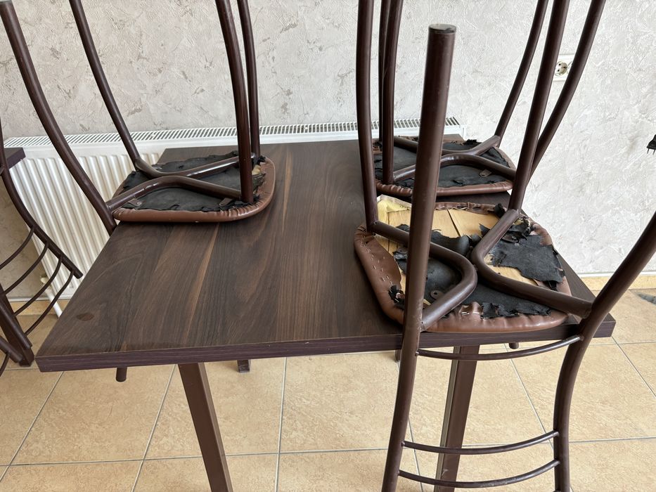 Продается стол стуль