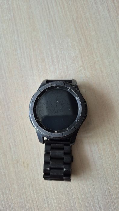 Часы на запчасти