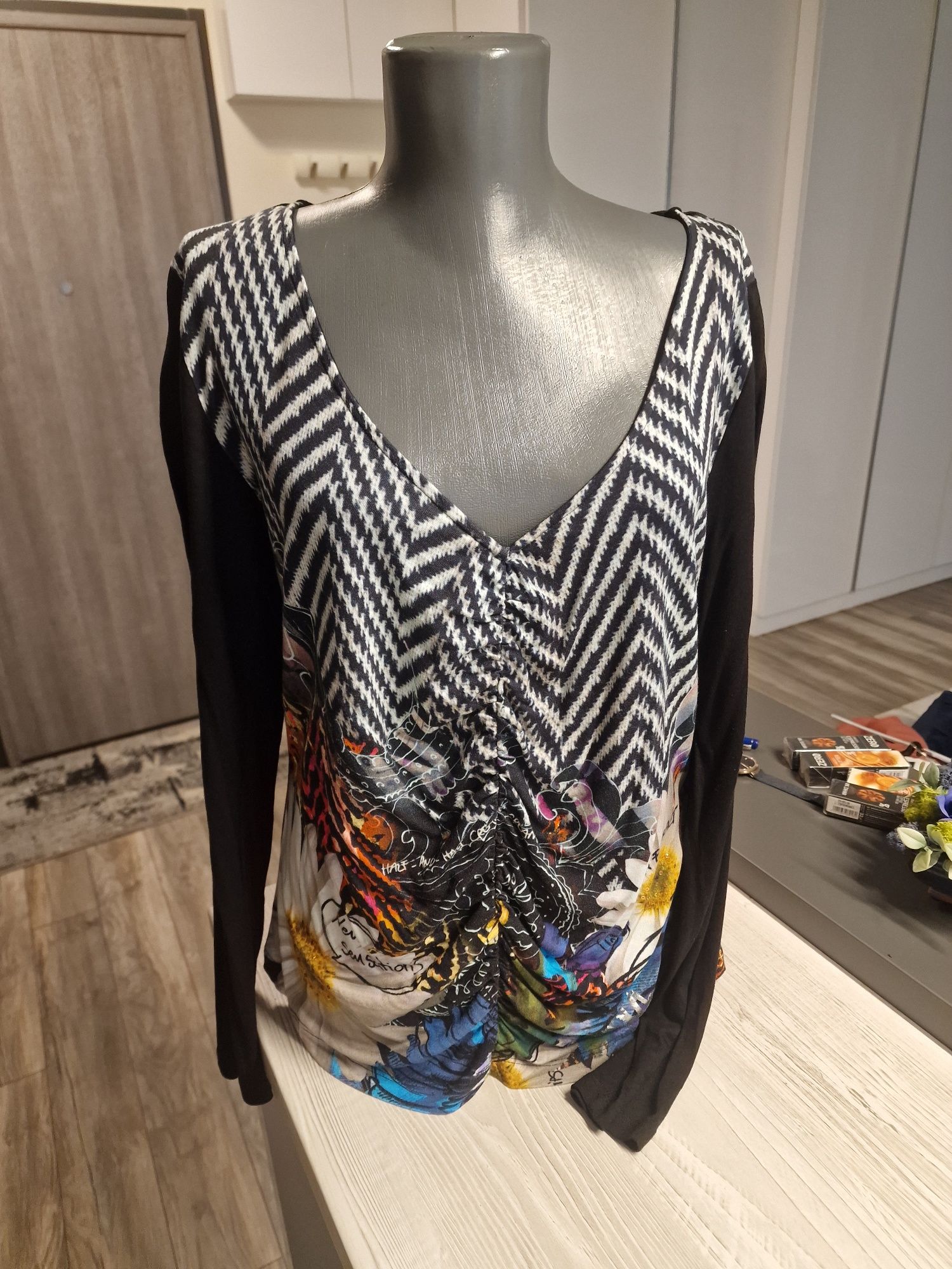 Bluza Desigual noua