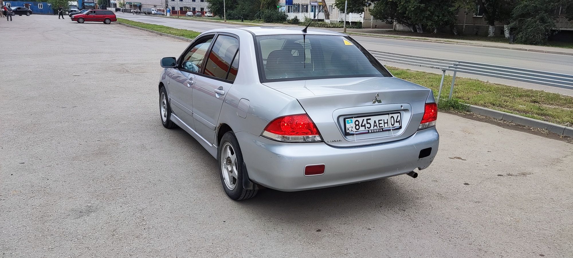Mitsubishi lancer 9