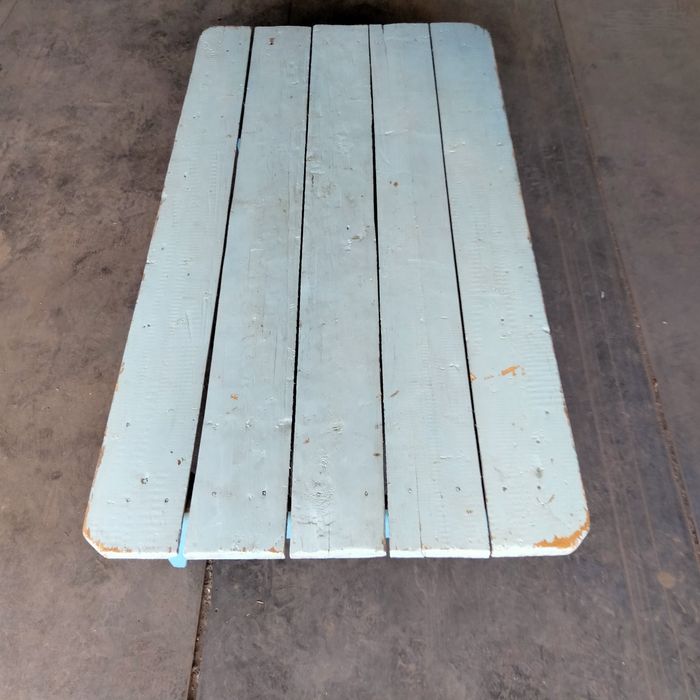 Продам Стол казахский.