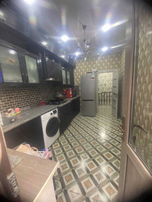 Продаётся 3х комнатная кв  4-бекат Сергели орентир басейн  Antlatic