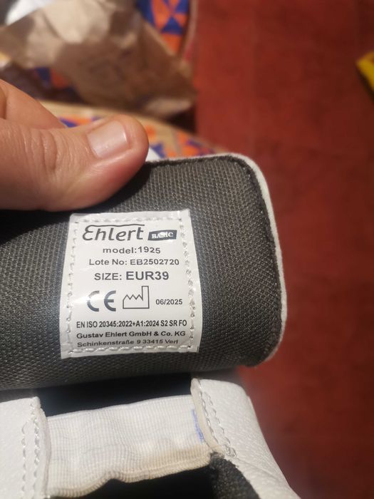 Bocanci atlas bombeu metal