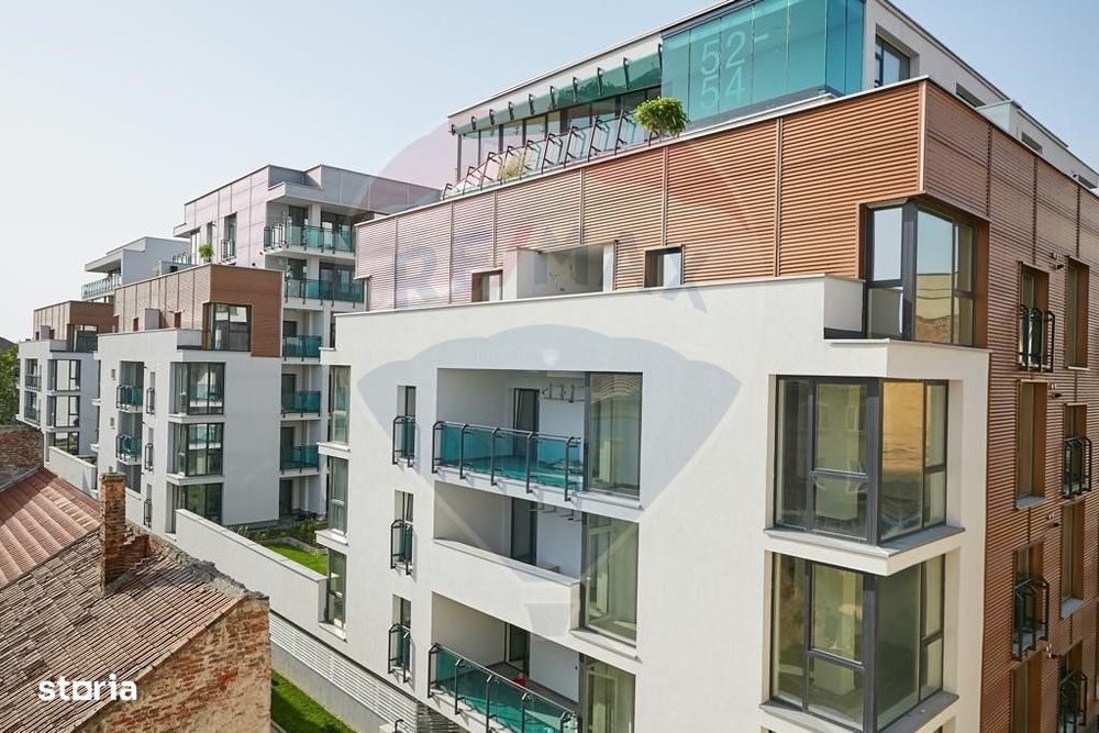 Birou modern 151 mp în Arad Plaza, 2 locuri de parcare