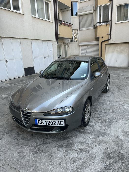 Продавам Alfa romeo 2007 година