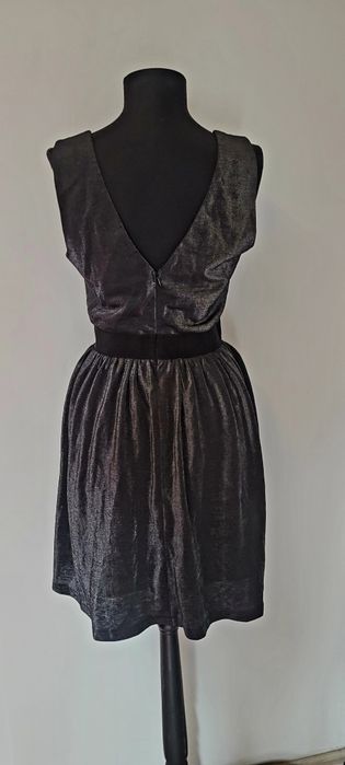 Официални рокли на Zara,Jake's, H&M, Religion размер М